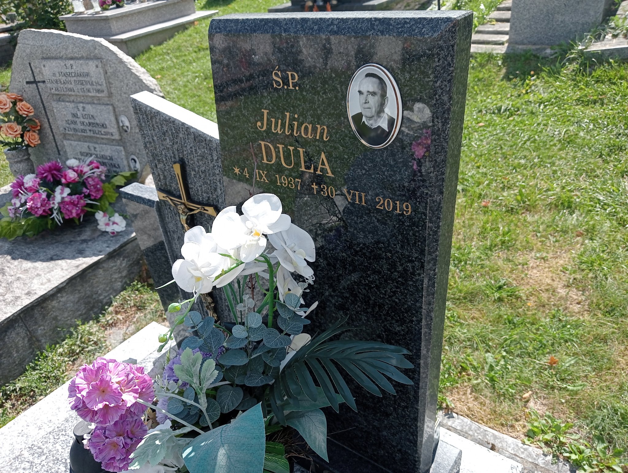 Grób JULIAN DULA