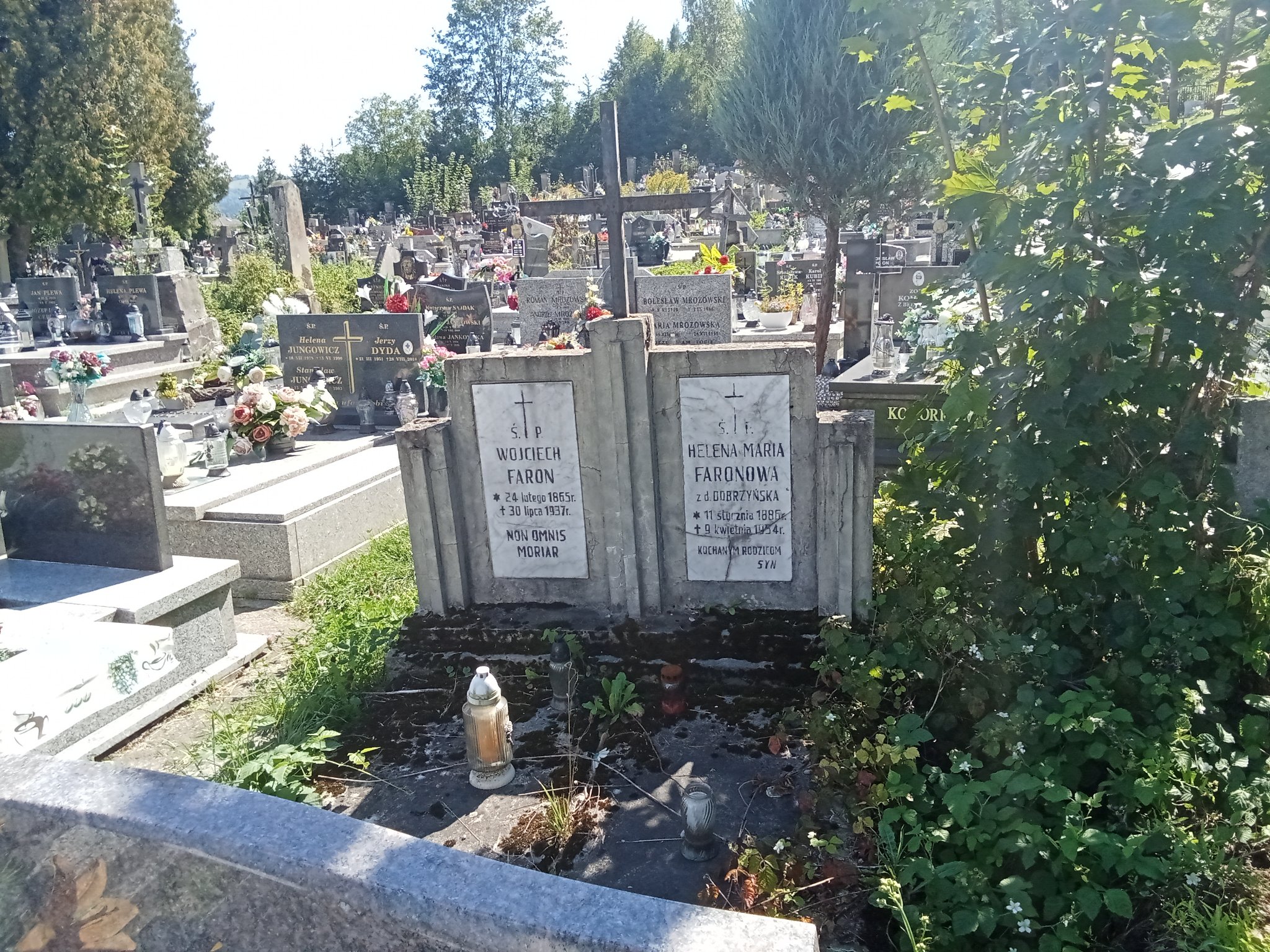 Grób Helena Maria Faron 